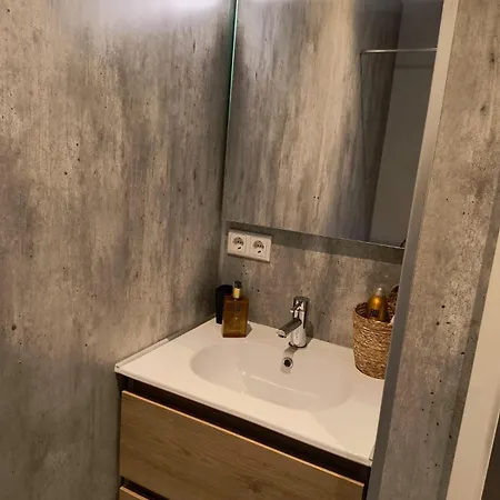 Alojamento de Turismo Selvagem Natuurhuisje 't Hoogbos - Bosrand